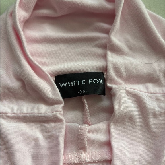 White Fox Boutique ballet Pink Flare Leggings - Picture 3 of 4